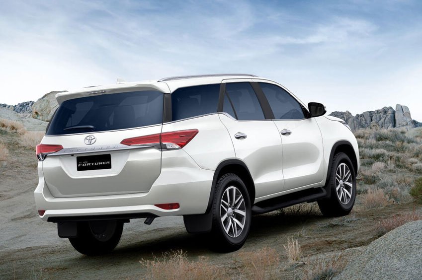 Toyota Fortuner Car Hire Jaipur